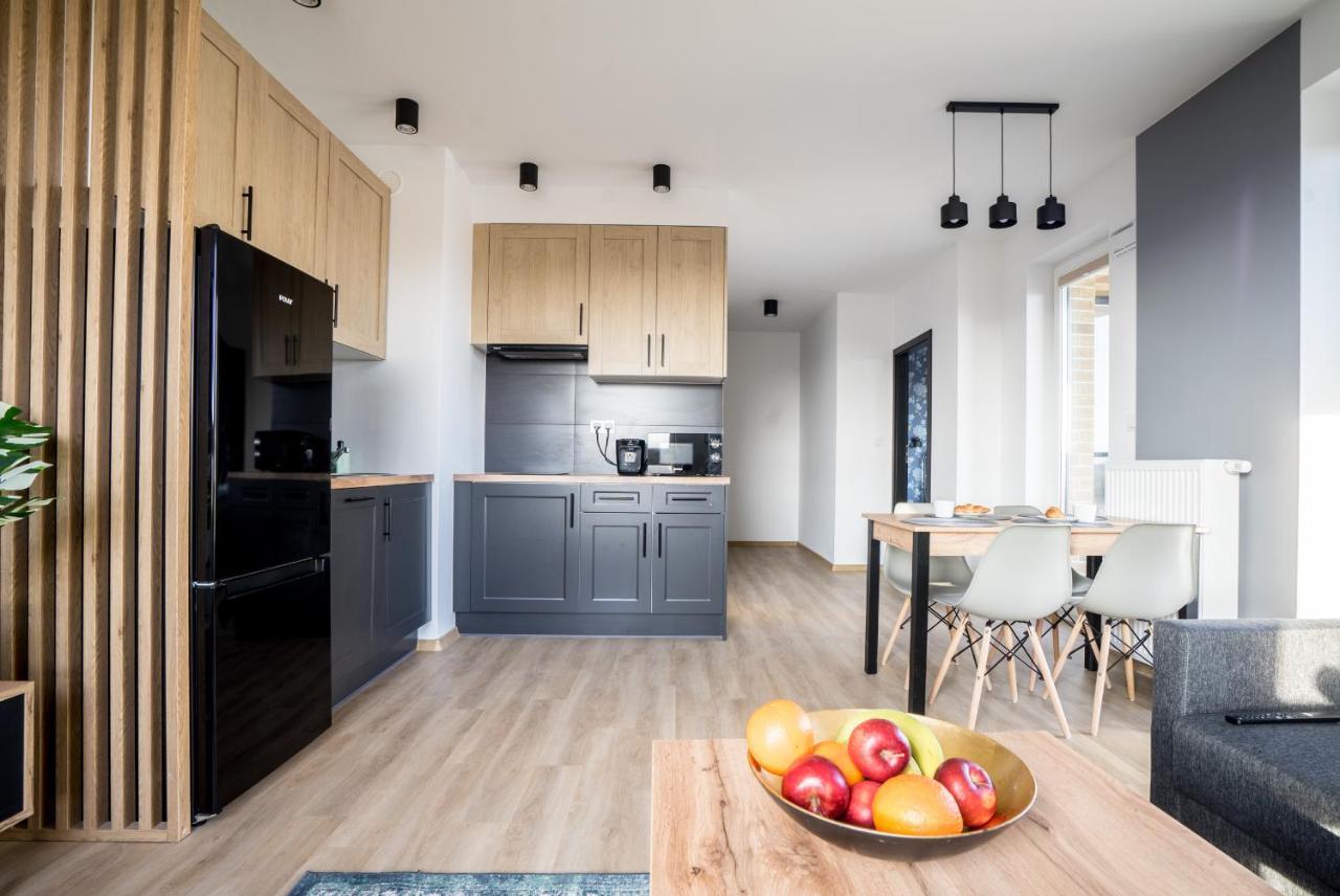 Bizapartments - Modern Flats With Parking Varsovia Exterior foto