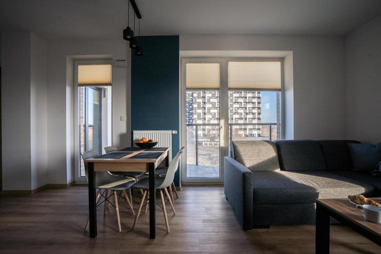 Bizapartments - Modern Flats With Parking Varsovia Exterior foto