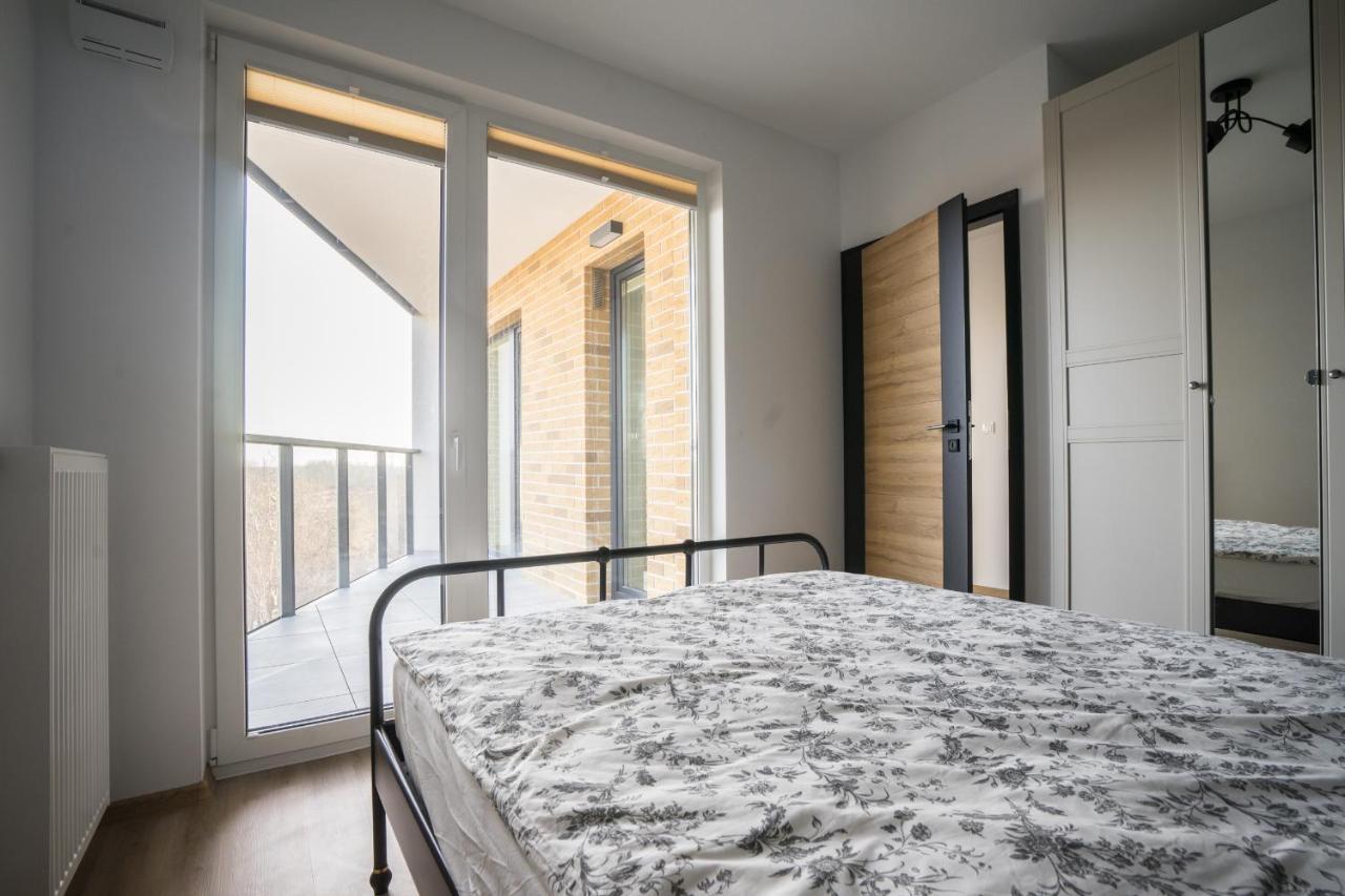 Bizapartments - Modern Flats With Parking Varsovia Exterior foto