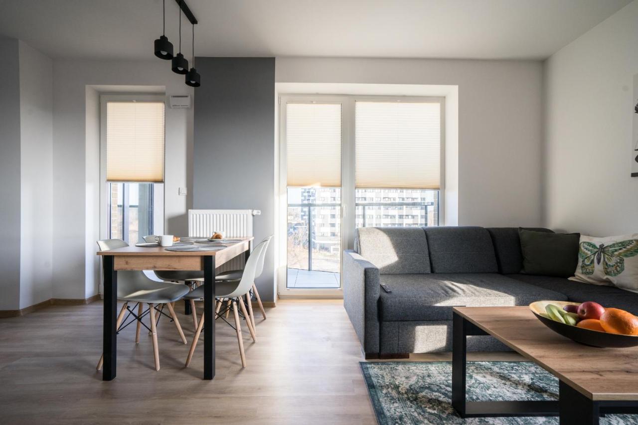Bizapartments - Modern Flats With Parking Varsovia Exterior foto