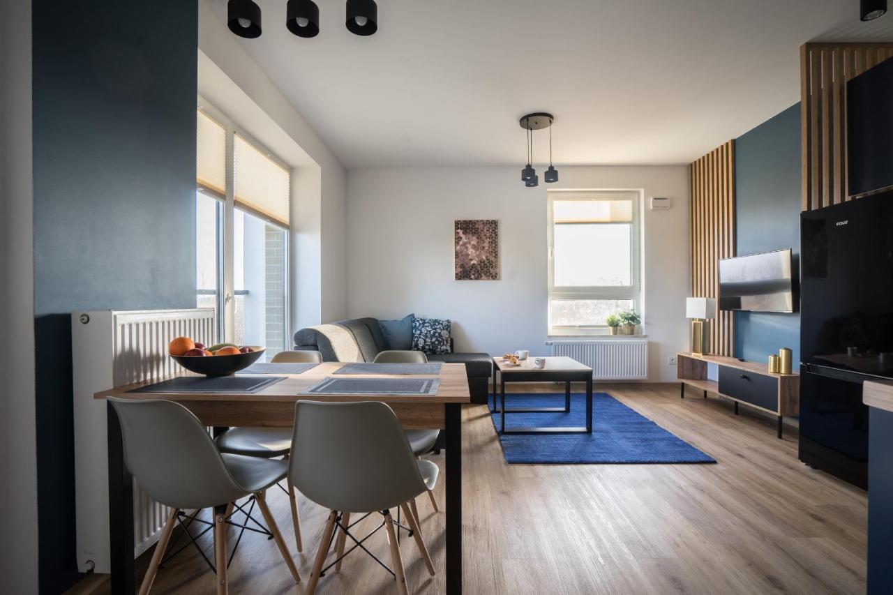 Bizapartments - Modern Flats With Parking Varsovia Exterior foto