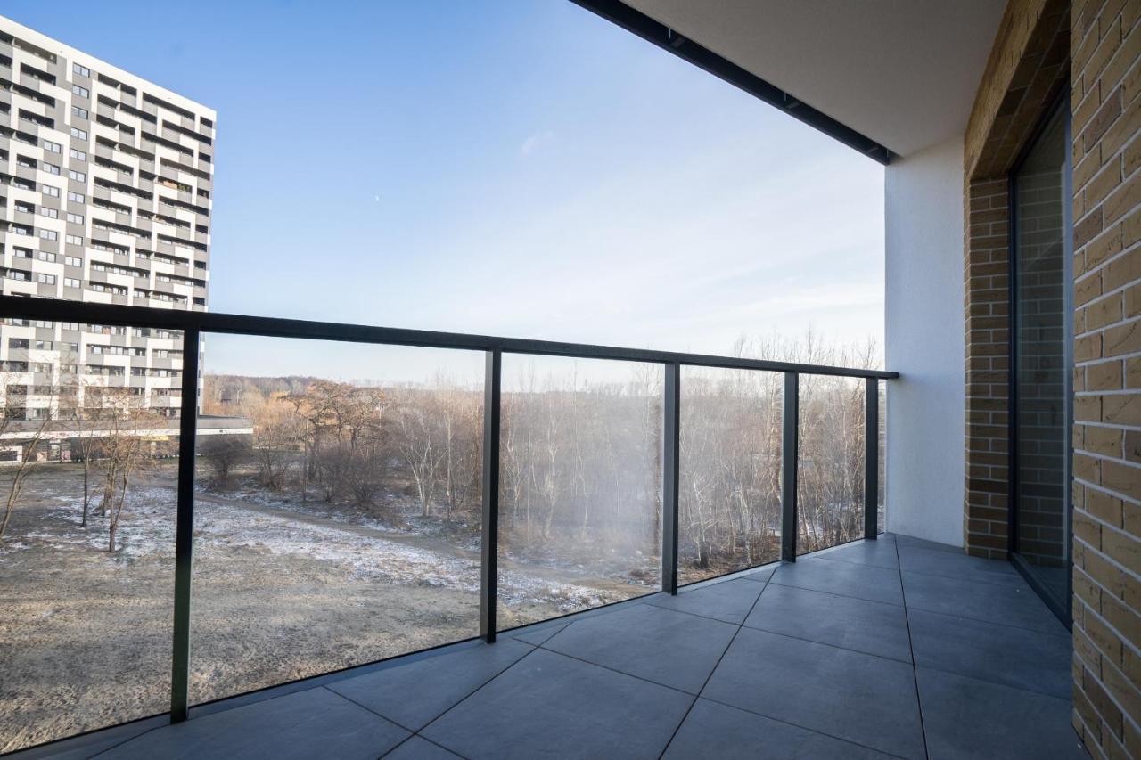 Bizapartments - Modern Flats With Parking Varsovia Exterior foto