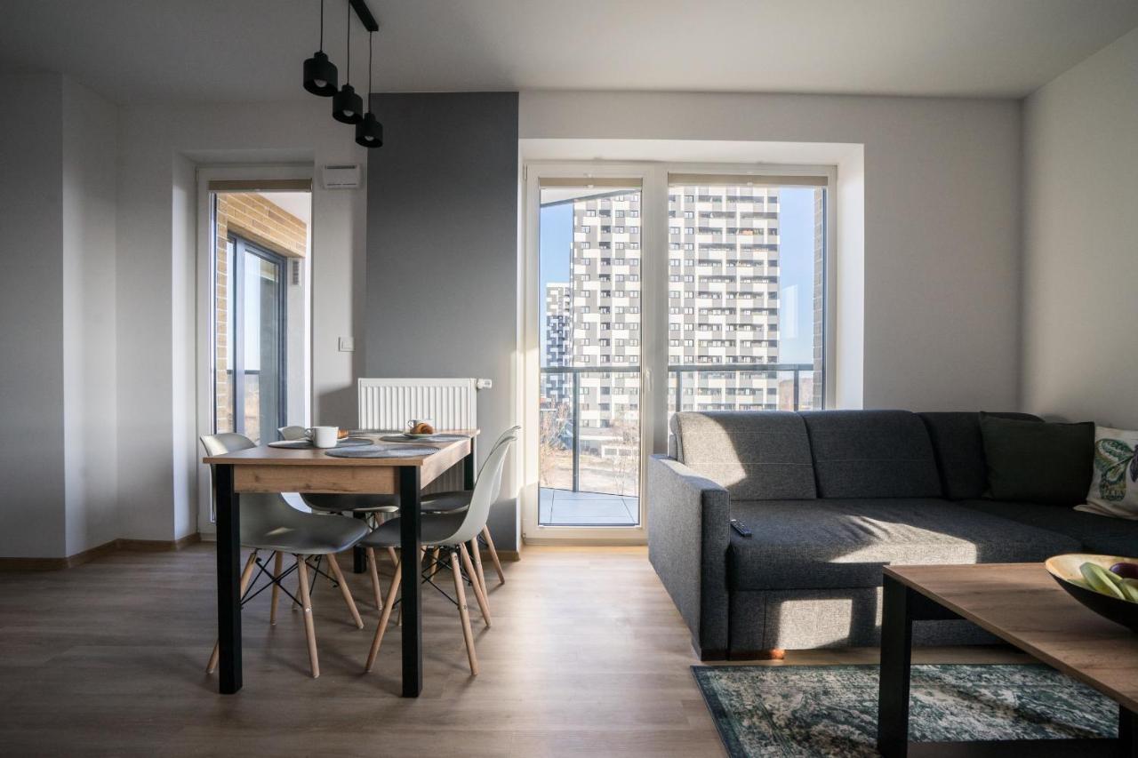 Bizapartments - Modern Flats With Parking Varsovia Exterior foto